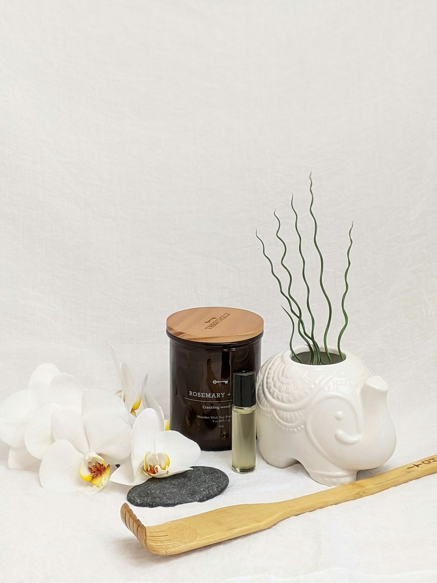 Spa candles and calm decor